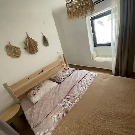 Villa Oezel Havuzlu Kiralik Tas